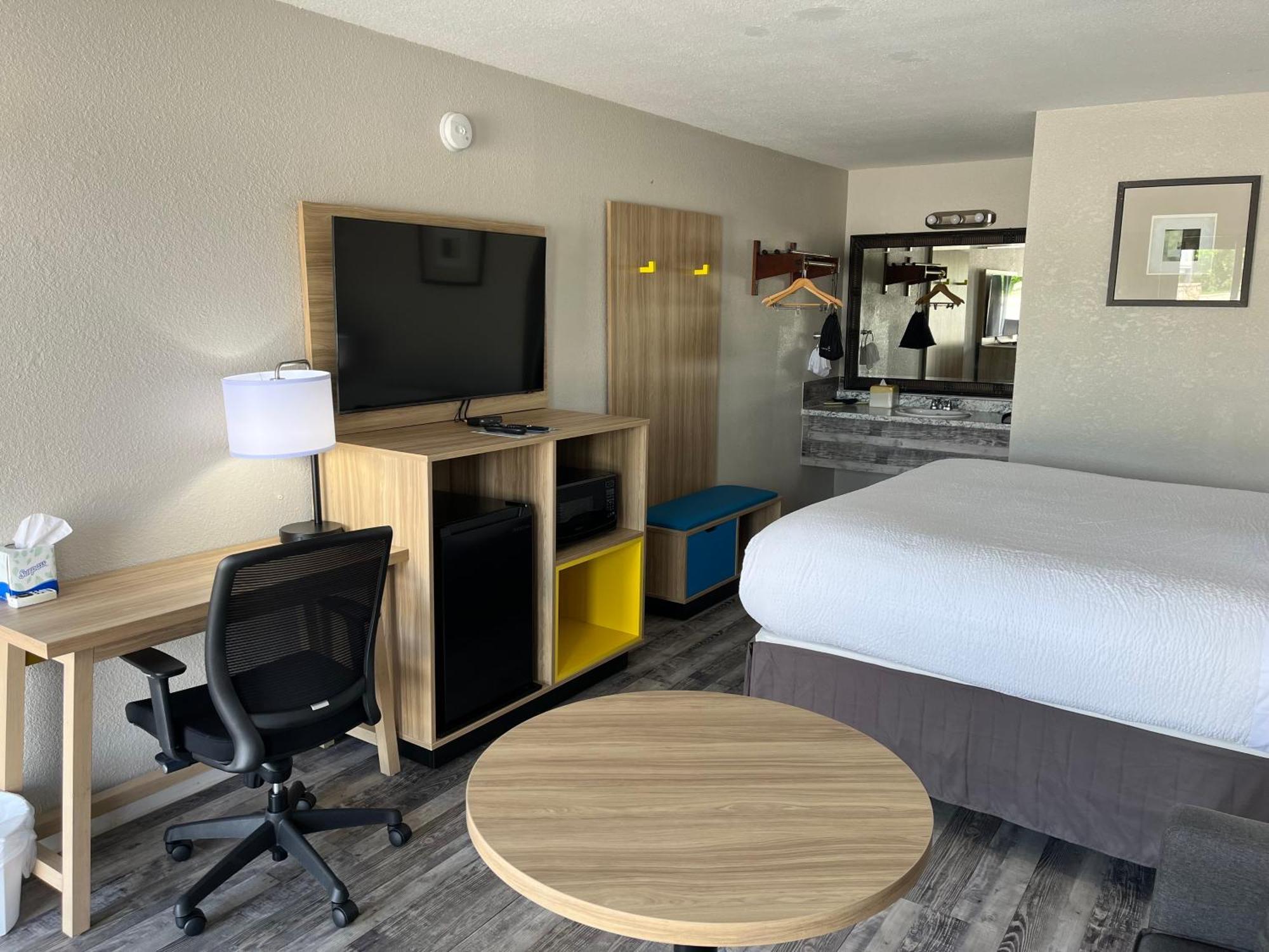 Days Inn By Wyndham Branson Ozarks 外观 照片