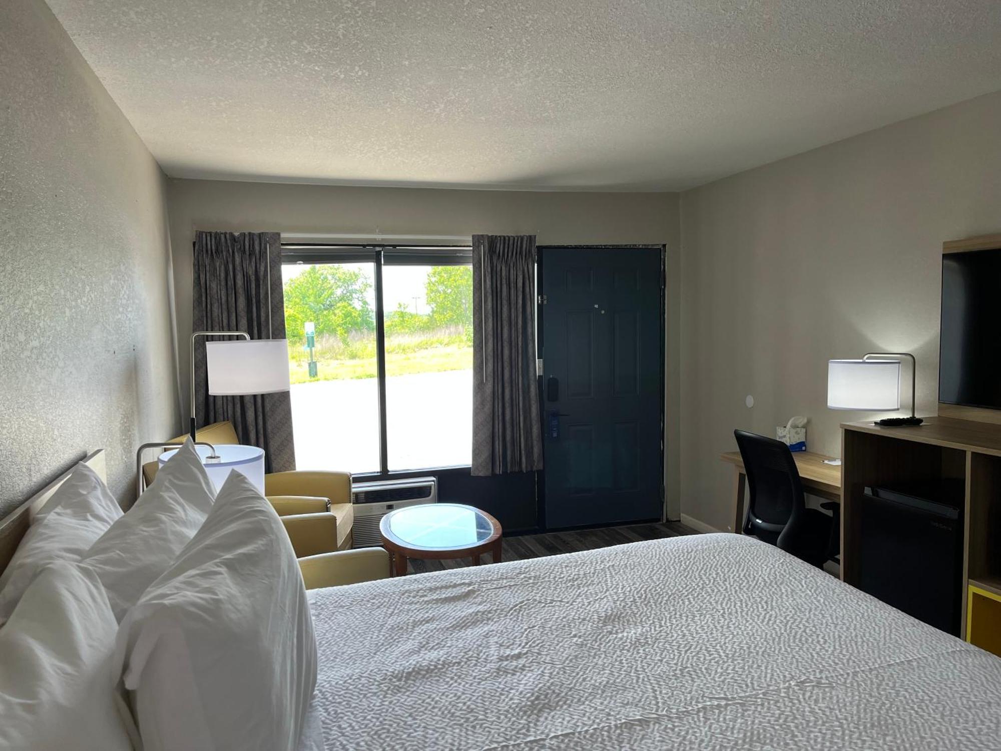 Days Inn By Wyndham Branson Ozarks 外观 照片